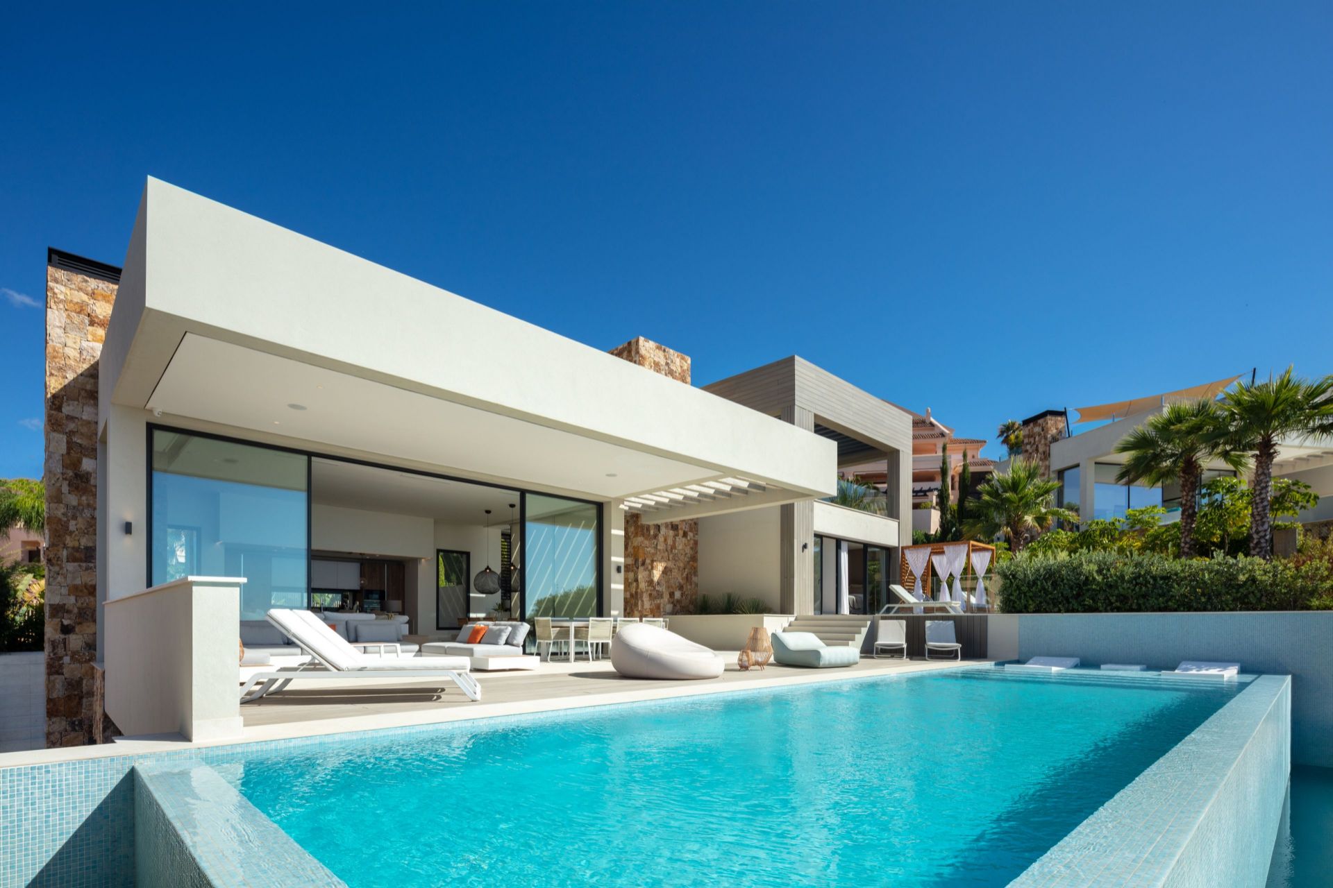 Nueva Andalucía, Marbella